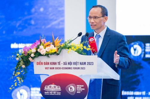 Chuyên gia dự báo tăng trưởng GDP Việt Nam năm 2023 khó vượt 6%
