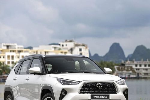 Mẫu xe gầm cao cỡ B Toyota Yaris Cross ra mắt, bản hybrid giá cao nhất 850 triệu đồng