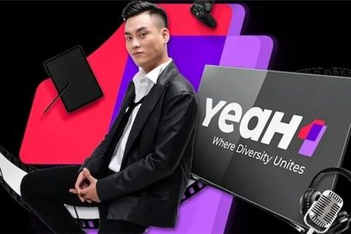 Yeah1 trong 'tấm áo mới'