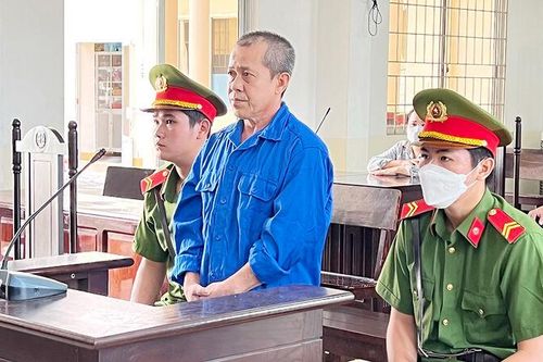 Án mạng từ con vịt