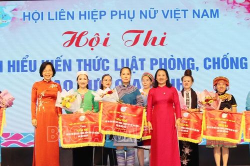 Lào Cai giành giải Nhì Hội thi tìm hiểu kiến thức Luật Phòng, chống bạo lực gia đình khu vực miền Bắc