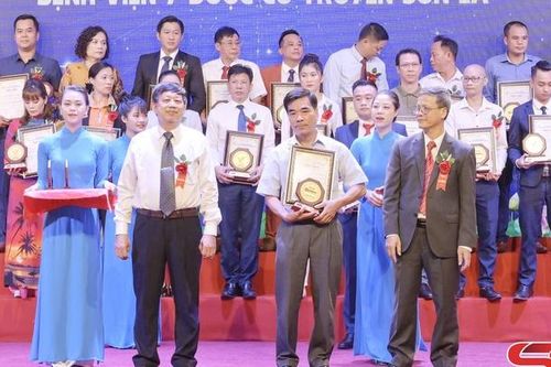 Đoàn kết, năng động, sáng tạo, xây dựng Bệnh viện vững bước phát triển