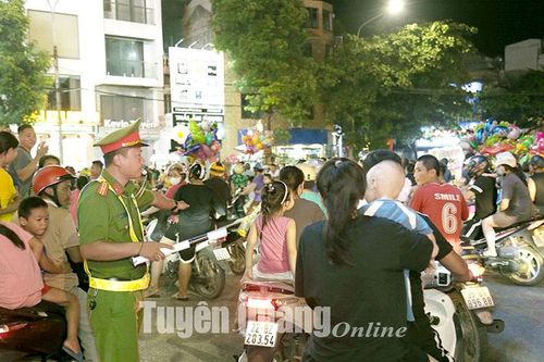 Phân luồng giao thông phục vụ lễ hội