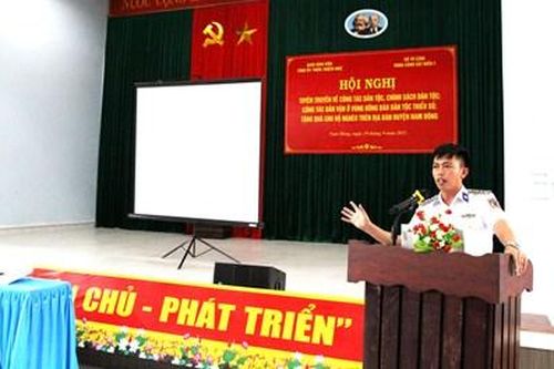 Tuyên truyền về chính sách và công tác dân vận ở vùng đồng bào dân tộc thiểu số