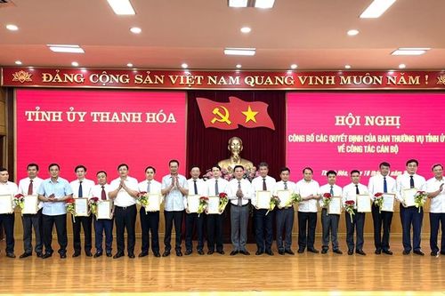 Thanh Hóa: Điều động, luân chuyển 13 cán bộ giữ chức vụ chủ chốt các Sở, huyện, thị xã, thành phố