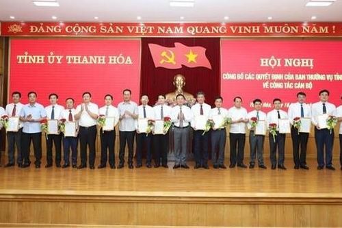 Thanh Hóa: Điều động, bổ nhiệm 13 cán bộ lãnh đạo cấp sở, huyện