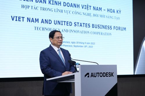 Thủ tướng đề nghị doanh nghiệp Mỹ đầu tư vào Việt Nam để cùng thắng