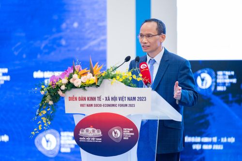 Khơi mở động lực tăng trưởng mới, tăng trưởng năm 2023 có thể đạt 5,5-6%
