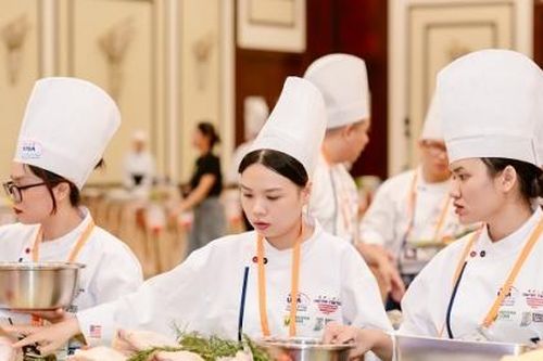 Chung kết 'Best U.S. Poultry Challenge': Thịt gà Mỹ được biến tấu linh hoạt, đủ dinh dưỡng mà lại đẹp mắt