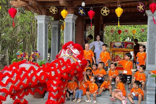 Thủ đô Hà Nội tổ chức nhiều hoạt động vui Trung thu đặc sắc