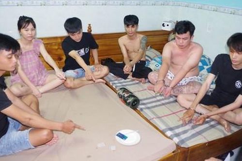 Công an TP.Đồng Xoài liên tiếp bắt giữ 2 vụ tàng trữ, sử dụng ma túy