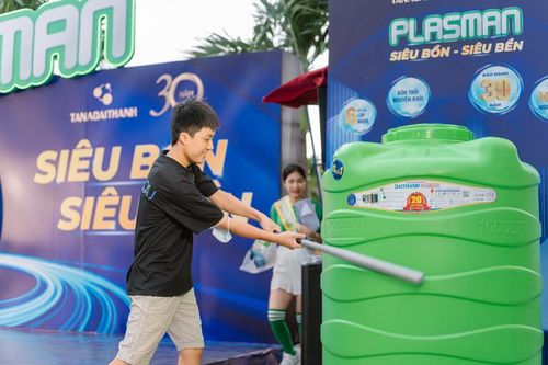 Trải nghiệm 'Thử thách độ bền cùng siêu bồn Plasman' gây ấn tượng đặc biệt