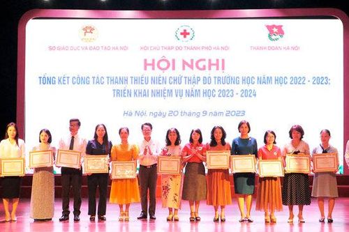 Hoạt động cứu trợ nhân đạo, miễn giảm học phí trợ giúp hơn 188.000 lượt người