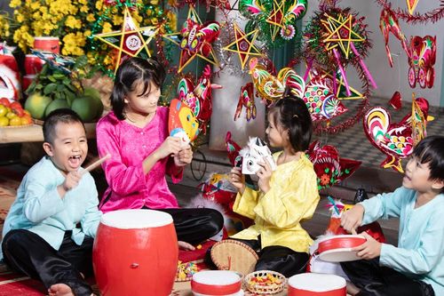 Đón Trung thu tại con đường đèn lồng dài nhất trong năm 2023