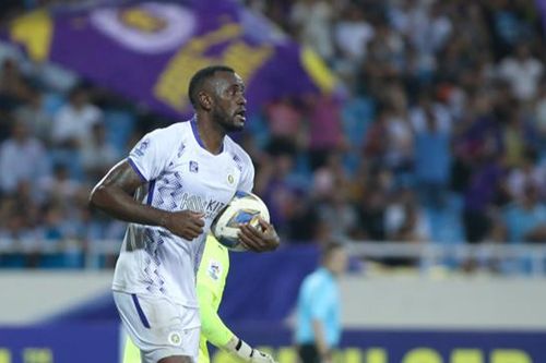 Hà Nội FC sử dụng 6 ngoại binh nhưng thua đậm tại AFC Champion League