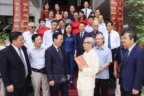 Chủ tịch nước dự Lễ giới thiệu tác phẩm 'Còn có ai người khóc Tố Như'