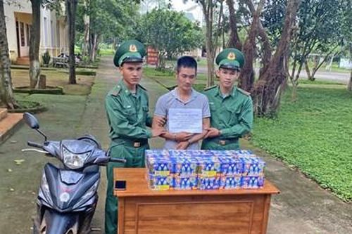 Bộ đội Biên phòng tỉnh Kon Tum: Bắt giữ đối tượng vận chuyển pháo từ Campuchia về Việt Nam tiêu thụ