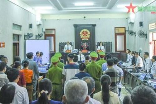 Mở lại phiên tòa xét xử vụ án liên quan đến Dự án Cảng hàng không Điện Biên