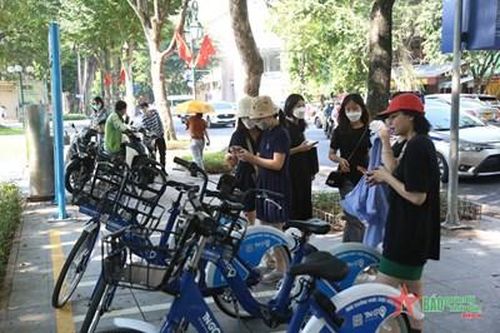 'Mảnh ghép nhỏ' xanh hóa giao thông đô thị