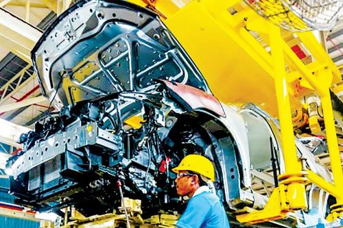 Malaysia tăng tốc phát triển công nghiệp mới