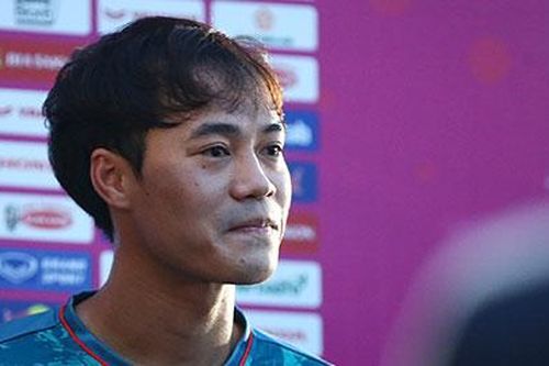 Lộ mức lương 'khủng' của Văn Toàn ở Thép Xanh Nam Định