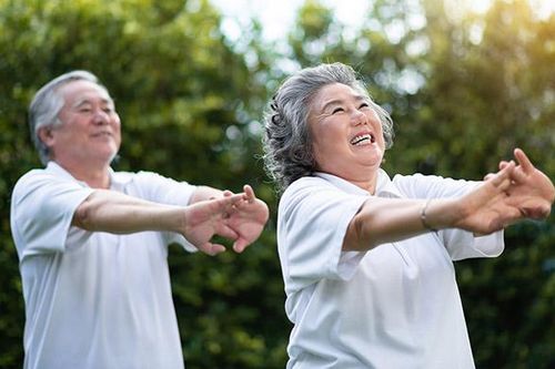 Muốn sống lâu sau 70 tuổi hãy ngừng ngay 6 thói quen này