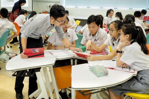 Các nước Đông Nam Á đầu tư cho dạy, học ngoại ngữ thế nào?