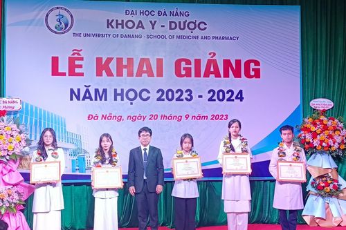 Sinh viên Y khoa phải có sức khỏe tinh thần và thể lực tốt