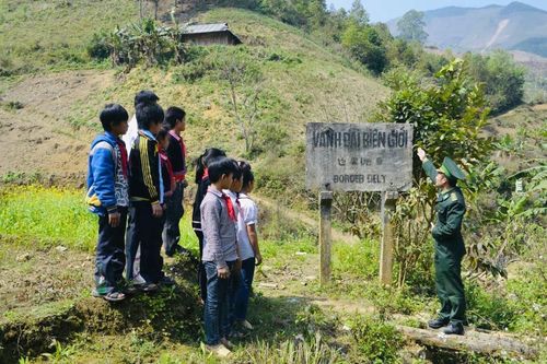 Phạm vi vành đai biên giới trên địa bàn huyện Phong Thổ, tỉnh Lai Châu
