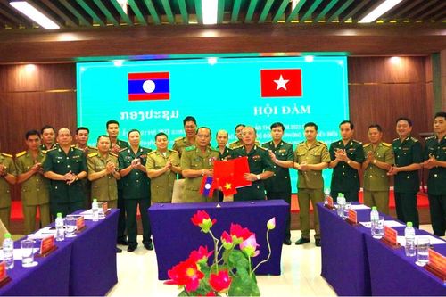 Bộ Chỉ huy BĐBP Điện Biên hội đàm thường niên với Ty An ninh tỉnh Phong Sa Lỳ