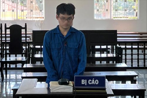 Nam sinh viên trộm cắp tài sản để có tiền chơi game