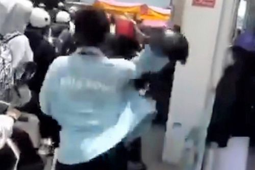Xác minh clip hai nữ sinh THPT đánh nhau