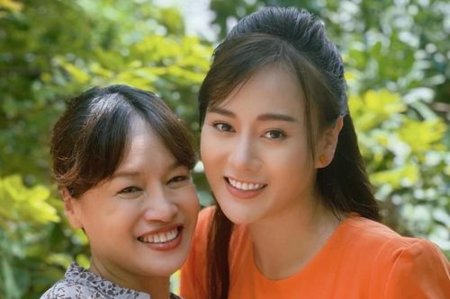 Tú Oanh 'Hương vị tình thân': Tôi chỉ là diễn viên, không phải NSƯT