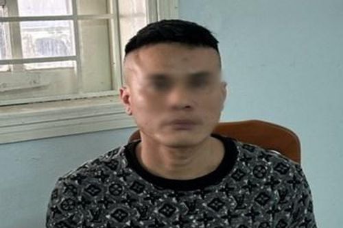 Đối tượng giang hồ bị bắt, thu giữ 2 khẩu súng ngắn