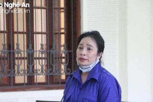Vợ 'nối gót' chồng cũ đi buôn ma túy