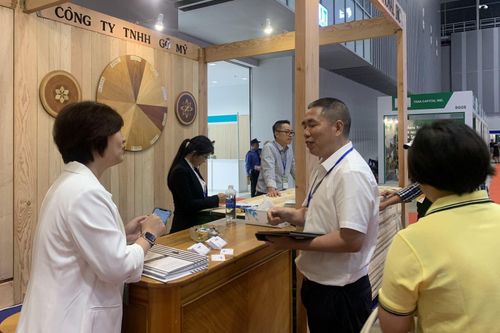 Việt Nam xuất khẩu gỗ mỗi tháng đạt trên 1,2 tỷ USD