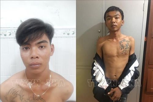 Khởi tố, tạm giam hai đối tượng chém người trên phố
