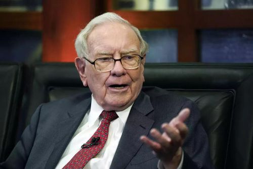 Warren Buffett tiết lộ thứ ông coi trọng hơn tiền