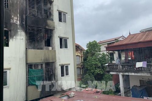 Chi trả trên 10 tỷ đồng bảo hiểm cho khách hàng vụ cháy 'chung cư mini'