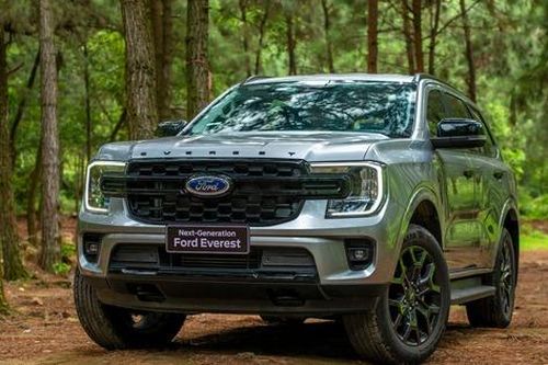 Ford triệu hồi hàng nghìn xe gầm cao tại Việt Nam