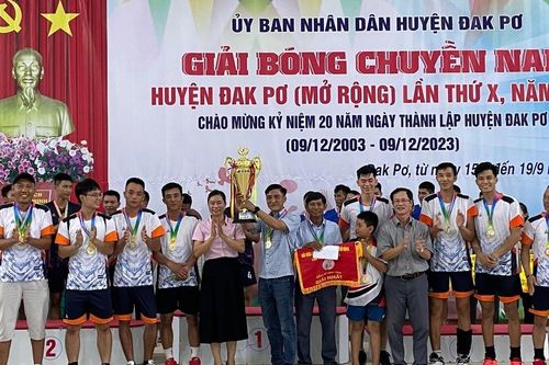 Xã Tân An vô địch Giải bóng chuyền nam huyện Đak Pơ