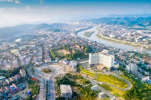 Lào Cai ơn nhớ Bác Hồ - 65 năm hành trình khát vọng