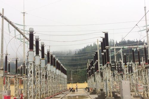 Triển khai thi công 7 dự án chống quá tải, nâng cao chất lượng điện năng và độ tin cậy cung cấp điện