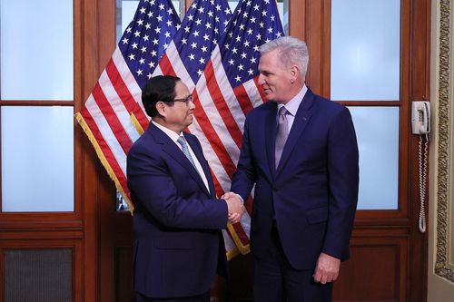 Thủ tướng Phạm Minh Chính tiếp Chủ tịch Hạ viện Mỹ