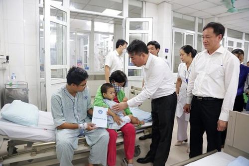 Bảo hiểm xã hội hỗ trợ gần 260 triệu đồng cho các nạn nhân trong vụ cháy chung cư mini ở Hà Nội