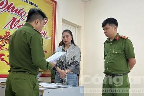Bắt giam Hoa hậu thiện nguyện của cuộc thi Hoa hậu doanh nhân Việt Nam 2022 về tội lừa đảo