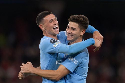Kết quả Cúp C1: Man City, Barcelona thắng trận đầu