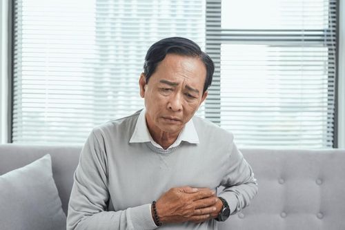 Những rủi ro sức khỏe đến từ thói quen ăn mặn
