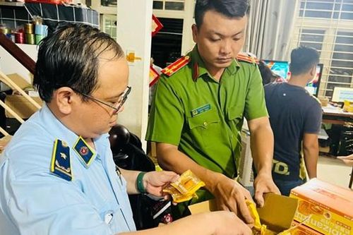 TP HCM: Thu giữ gần 4.000 bánh trung thu không rõ nguồn gốc, xuất xứ