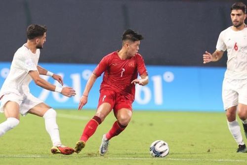 Để thua đậm Olympic Iran, Olympic Việt Nam gặp khó giành vé vượt qua vòng bảng